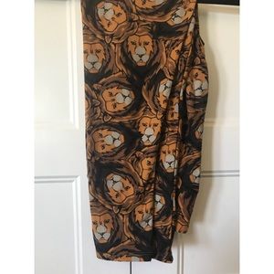 Lion leggings